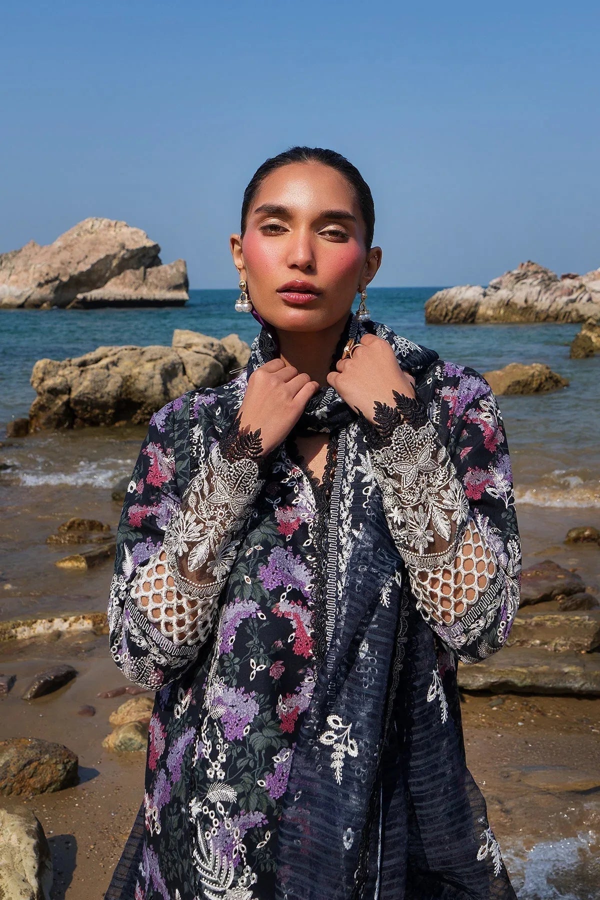 Afrozeh | Endless Summer | Velour - Aqsa Fabrics