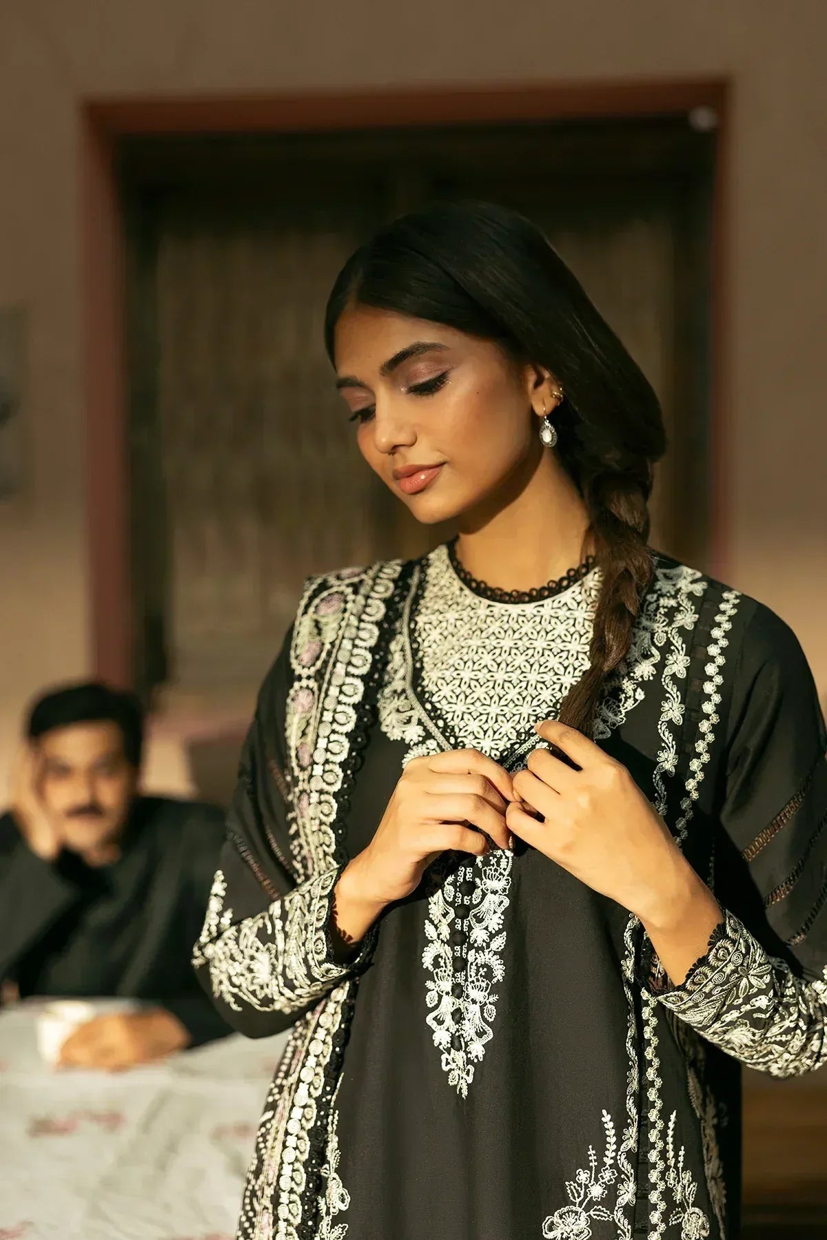 Afrozeh | Mulaqaat Lawn | Bekhudi - Aqsa Fabrics