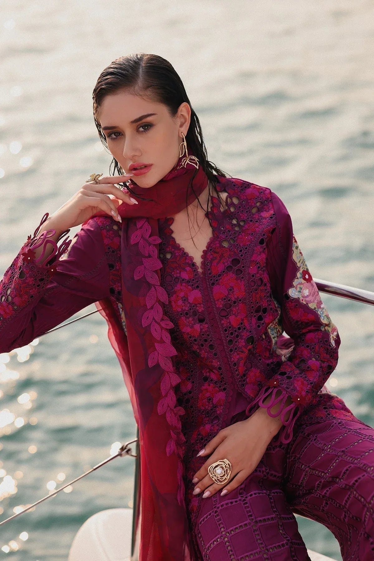 Afrozeh | Lawn 25 | Serene - Aqsa Fabrics