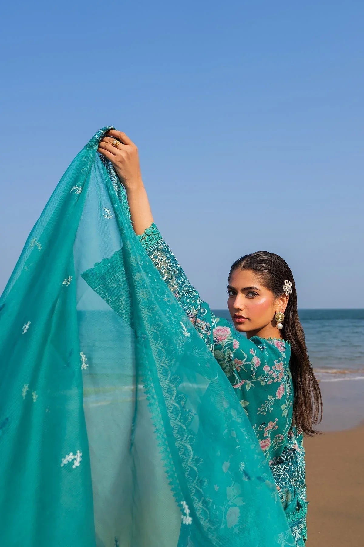 Afrozeh | Endless Summer | Plush - Aqsa Fabrics