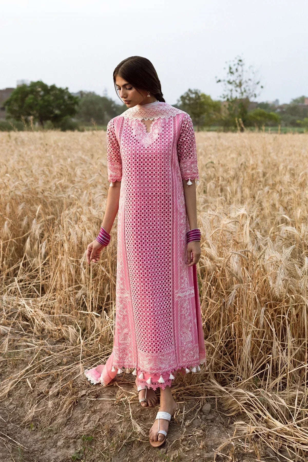 Afrozeh | Mulaqaat Lawn | Khwaab - Aqsa Fabrics