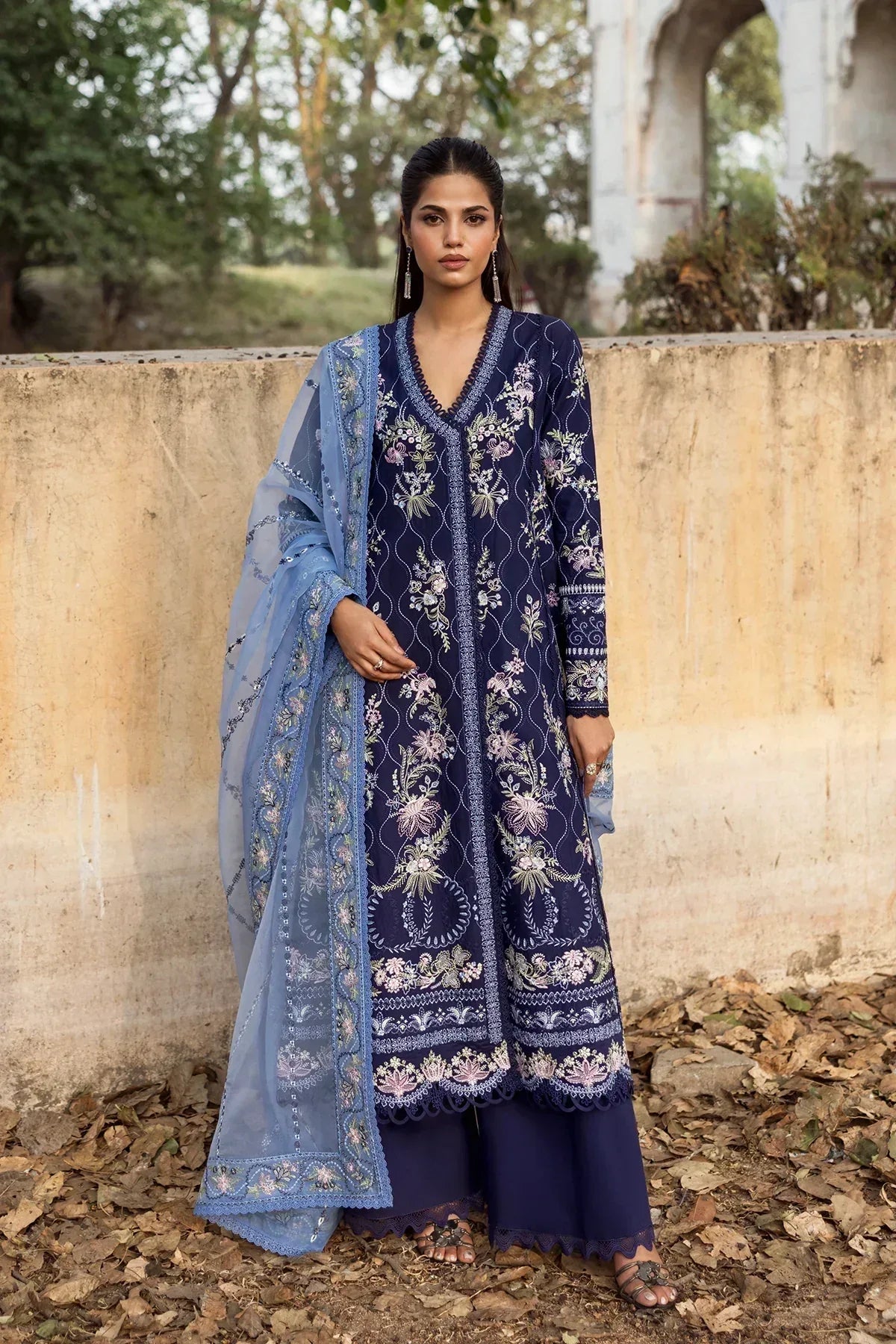 Afrozeh | Mulaqaat Lawn | Shiddat - Aqsa Fabrics