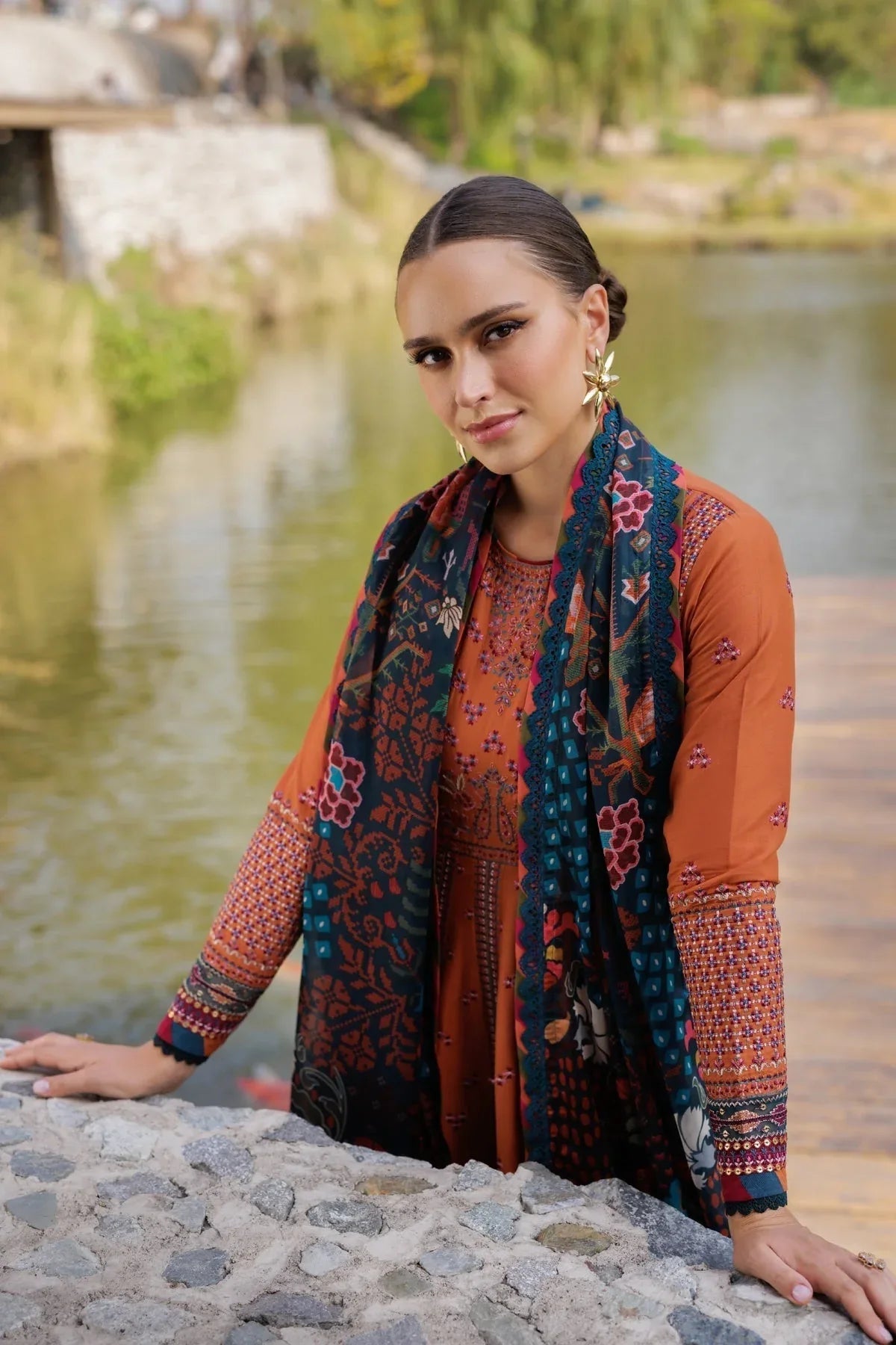 Xenia Formals | Luxury Lawn 25 | HANNAH - Aqsa Fabrics