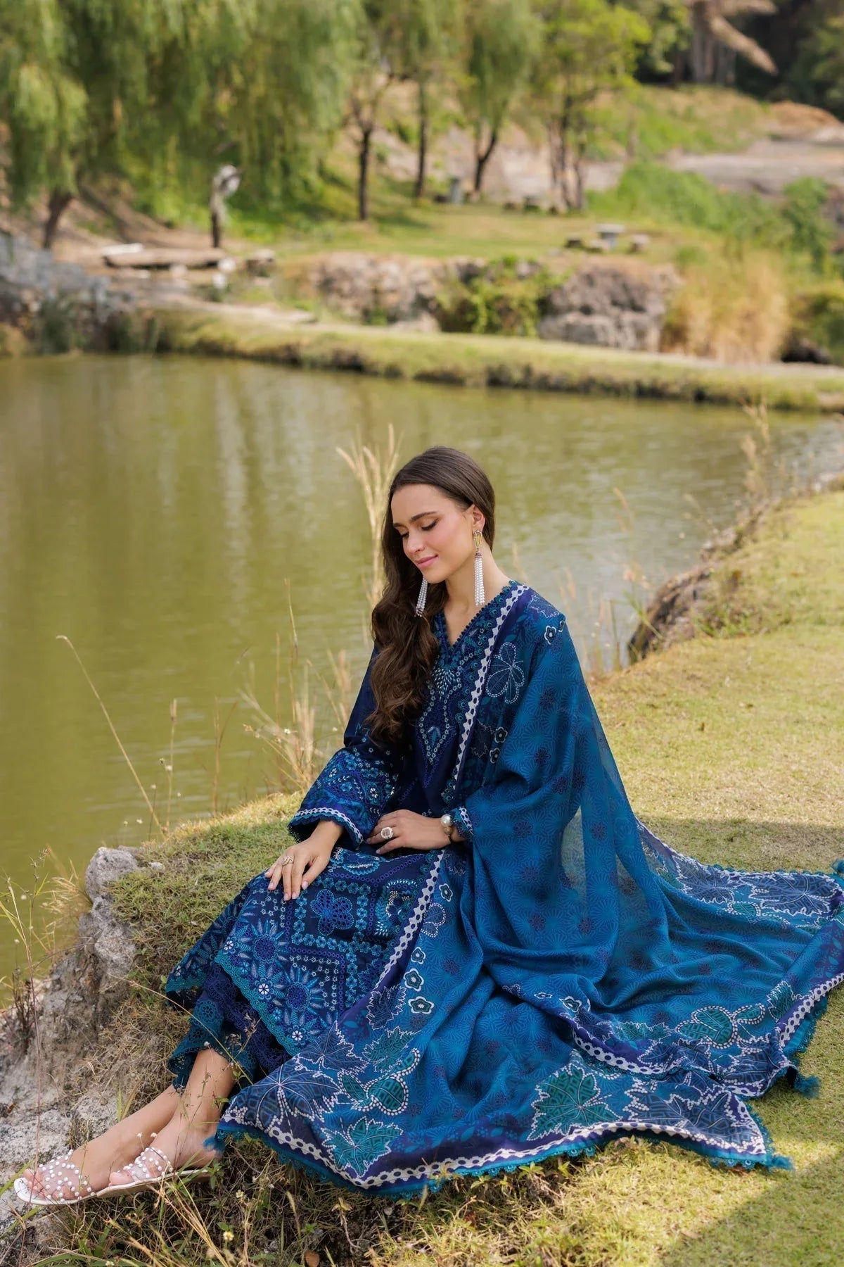 Xenia Formals | Luxury Lawn 25 | MURCIA - Aqsa Fabrics
