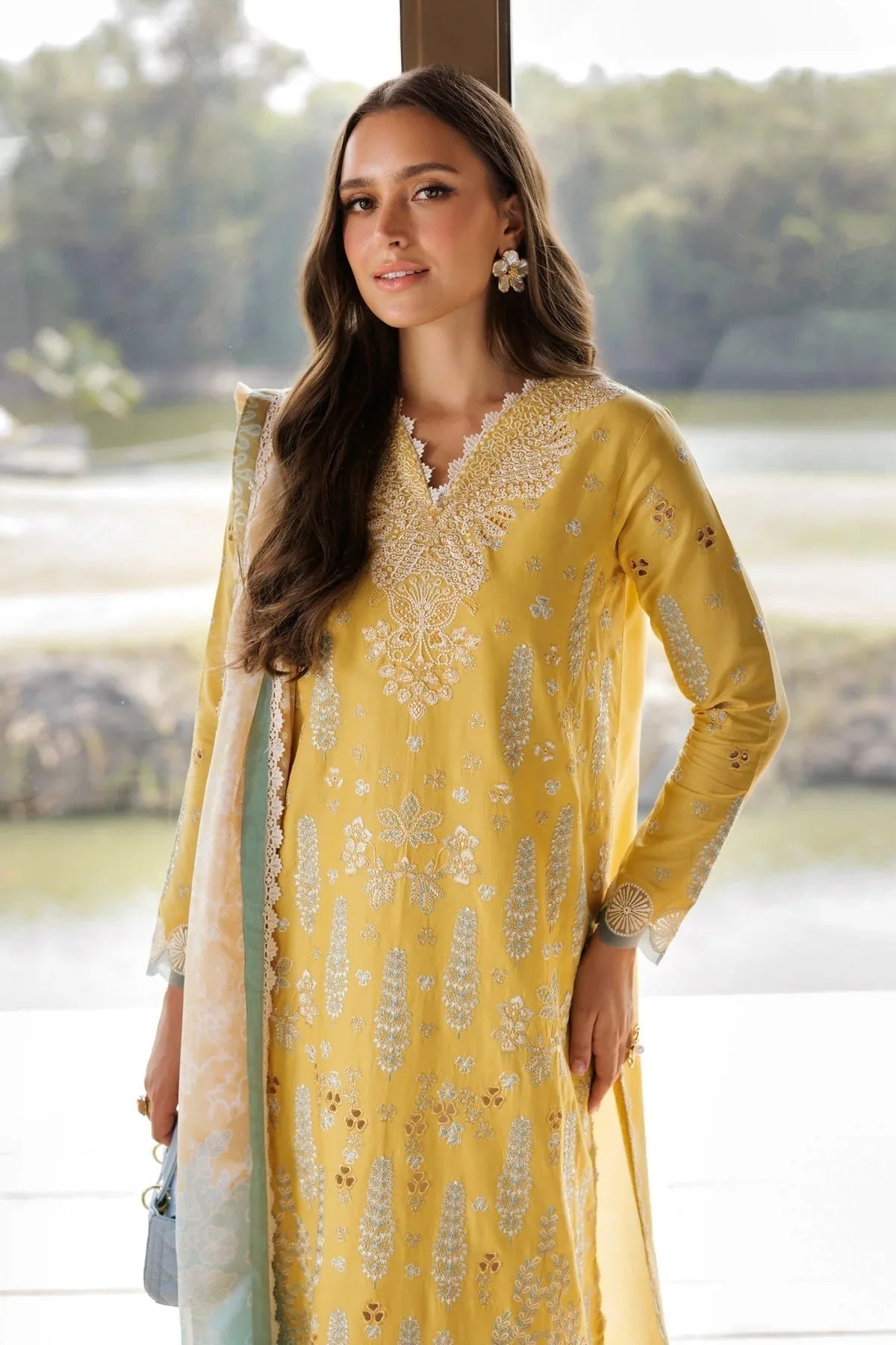 Xenia Formals | Luxury Lawn 25 | SINSEAD - Aqsa Fabrics
