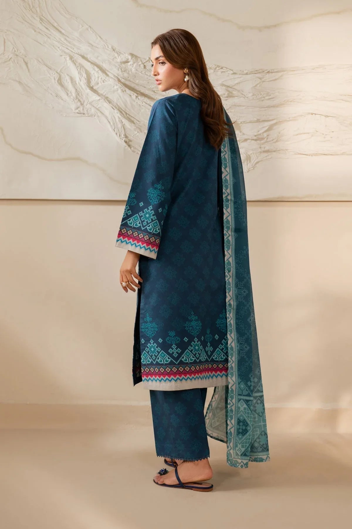 Xenia Formals | Summer Away 25 | GLEAM - Aqsa Fabrics