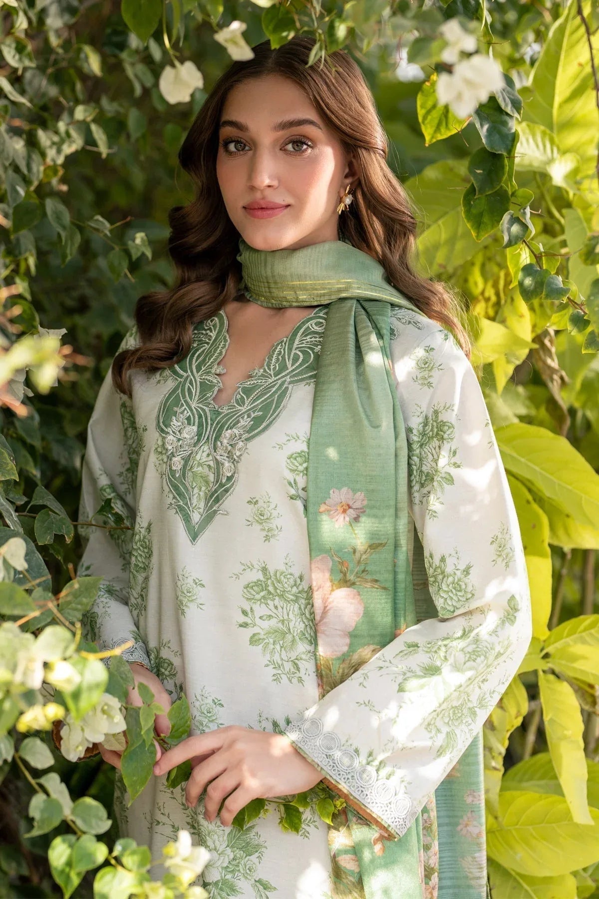 Xenia Formals | Summer Away 25 | MOSS - Aqsa Fabrics
