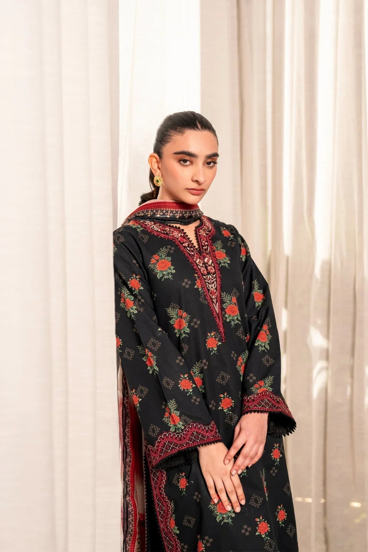 Xenia Formals | Summer Away 25 | PIXIE - Aqsa Fabrics
