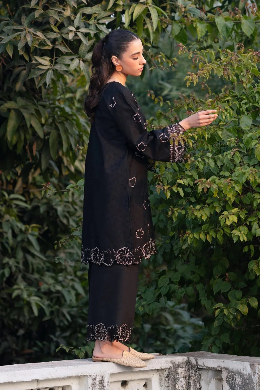 Xenia Formals | Summer Away 25 | SERENE - Aqsa Fabrics
