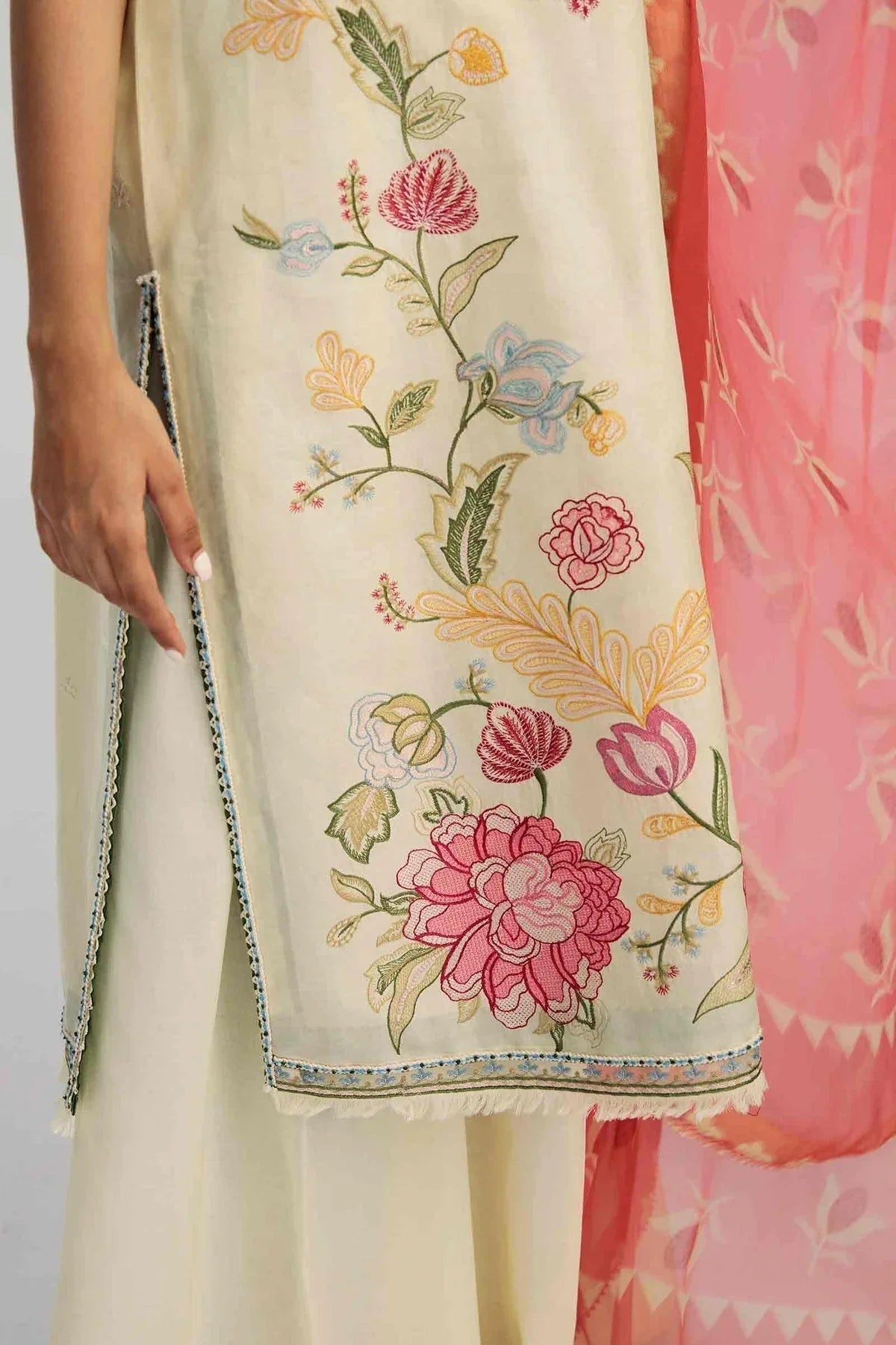 ZARA SHAHJAHAN COCO LAWN COLLECTION 2023 Z23-7A - Aqsa Fabrics