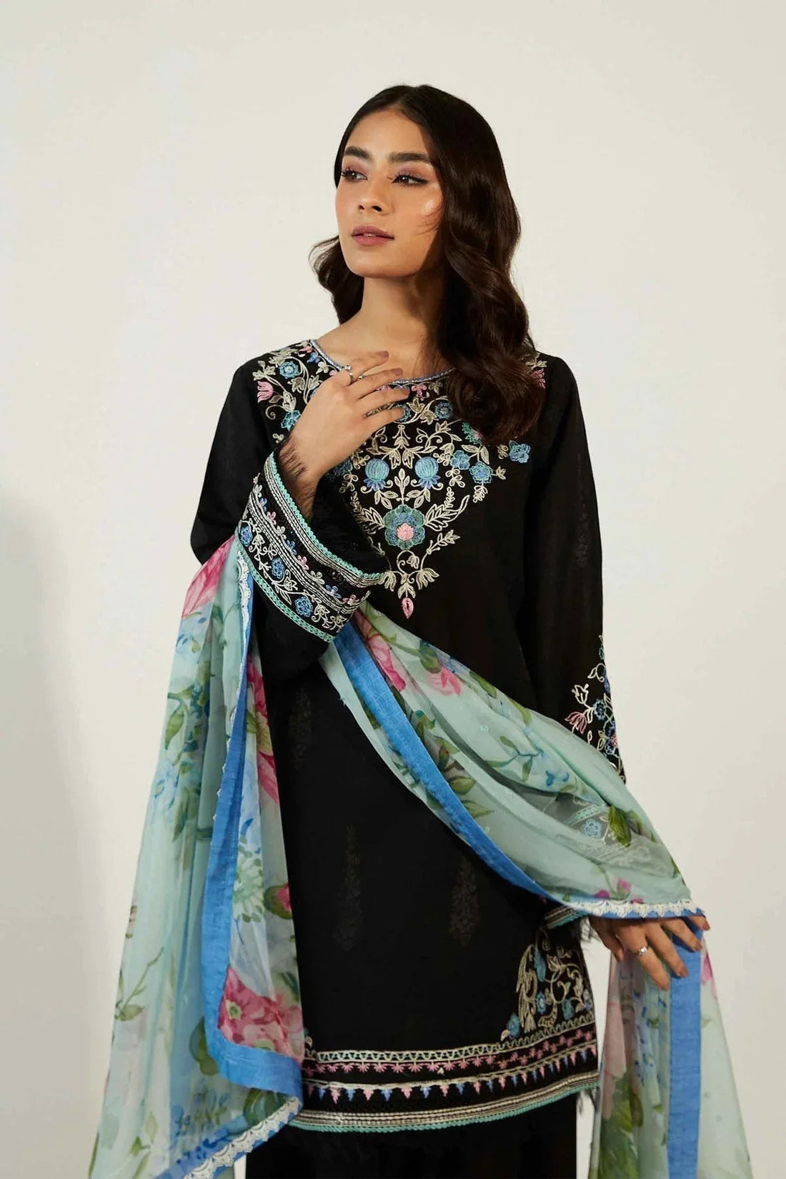 ZARA SHAHJAHAN-ZCE23-10A-COCO LAWN VOLUME ll 2023 - Aqsa Fabrics