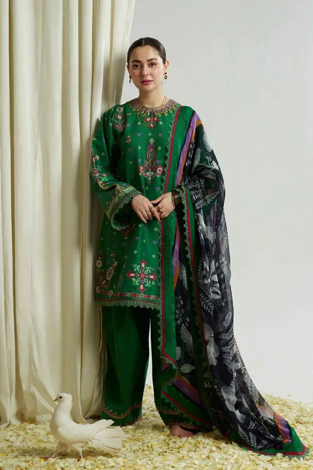 ZARA SHAHJAHAN-ZCE23-5B-COCO LAWN VOLUME ll 2023 - Aqsa Fabrics