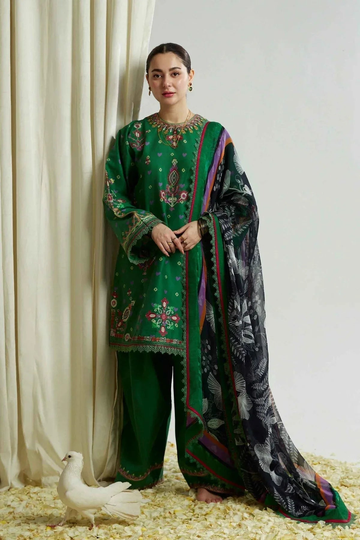 ZARA SHAHJAHAN-ZCE23-5B-COCO LAWN VOLUME ll 2023 - Aqsa Fabrics