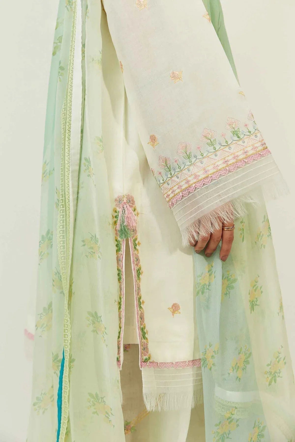 ZARA SHAHJAHAN-ZCE23-6A-COCO LAWN VOLUME ll 2023 - Aqsa Fabrics