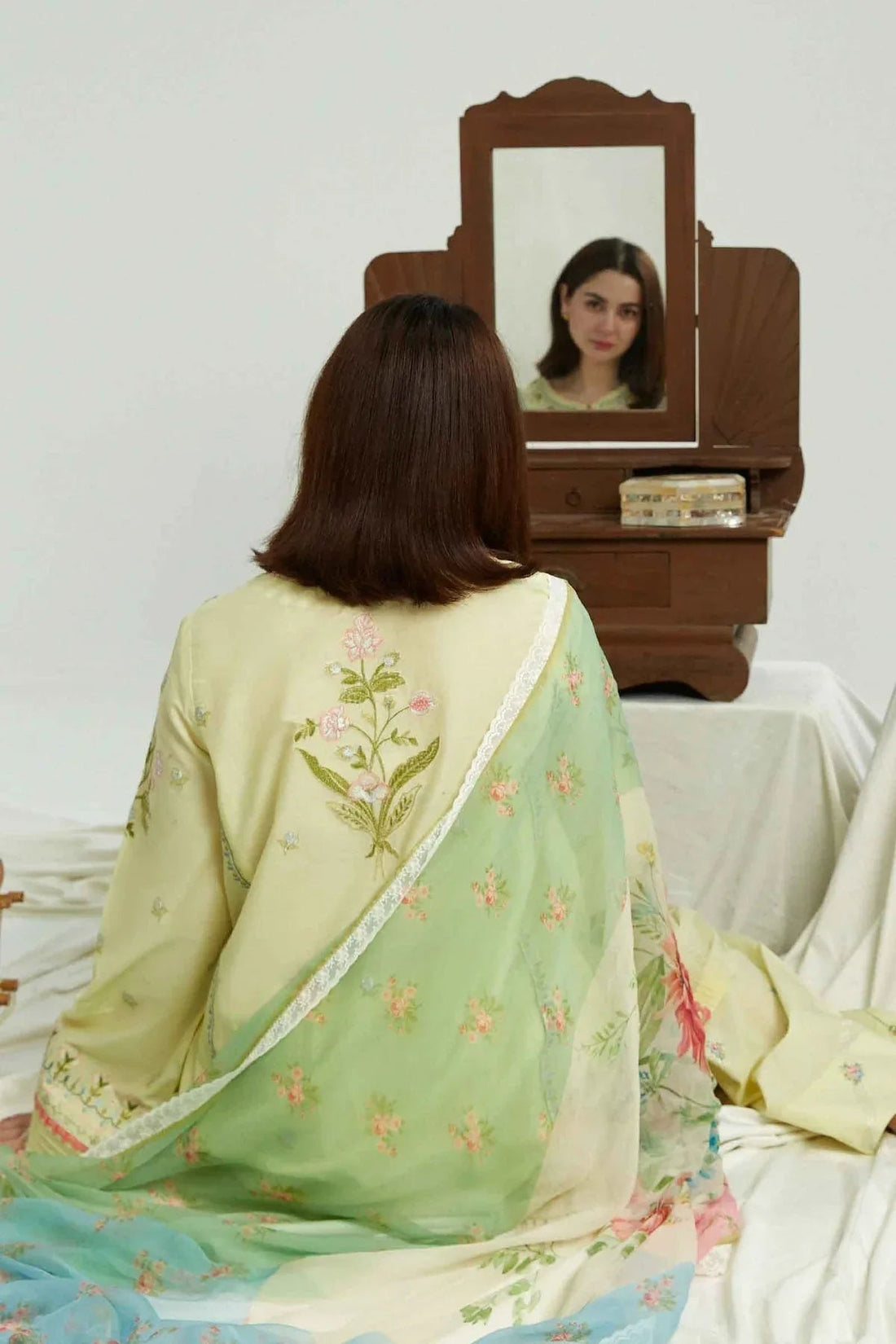 ZARA SHAHJAHAN-ZCE23-6B-COCO LAWN VOLUME ll 2023 - Aqsa Fabrics