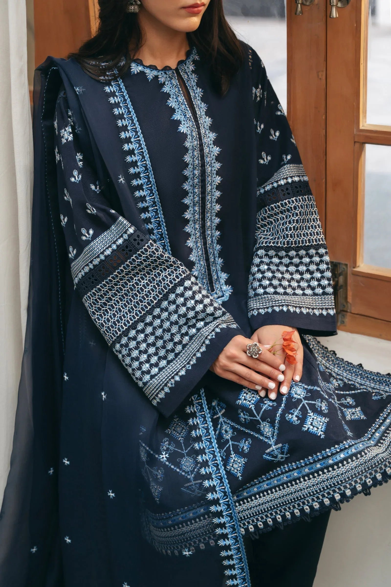 Zaha | Aangan Ready to Wear | ROSHAN (ZRW-20907) - Aqsa Fabrics