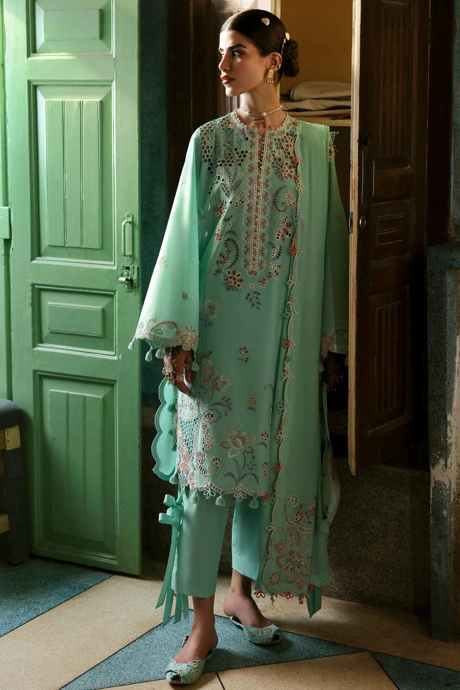 Zaha | Festive Lawn 25 | SEHER (ZF-25-05) - Aqsa Fabrics