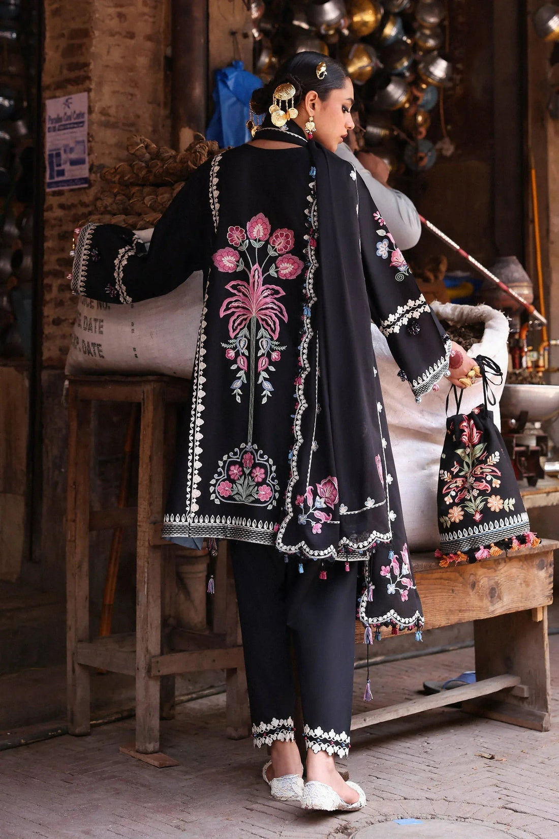 Zaha | Festive Lawn 25 | ZEENAT (ZF-25-07) - Aqsa Fabrics