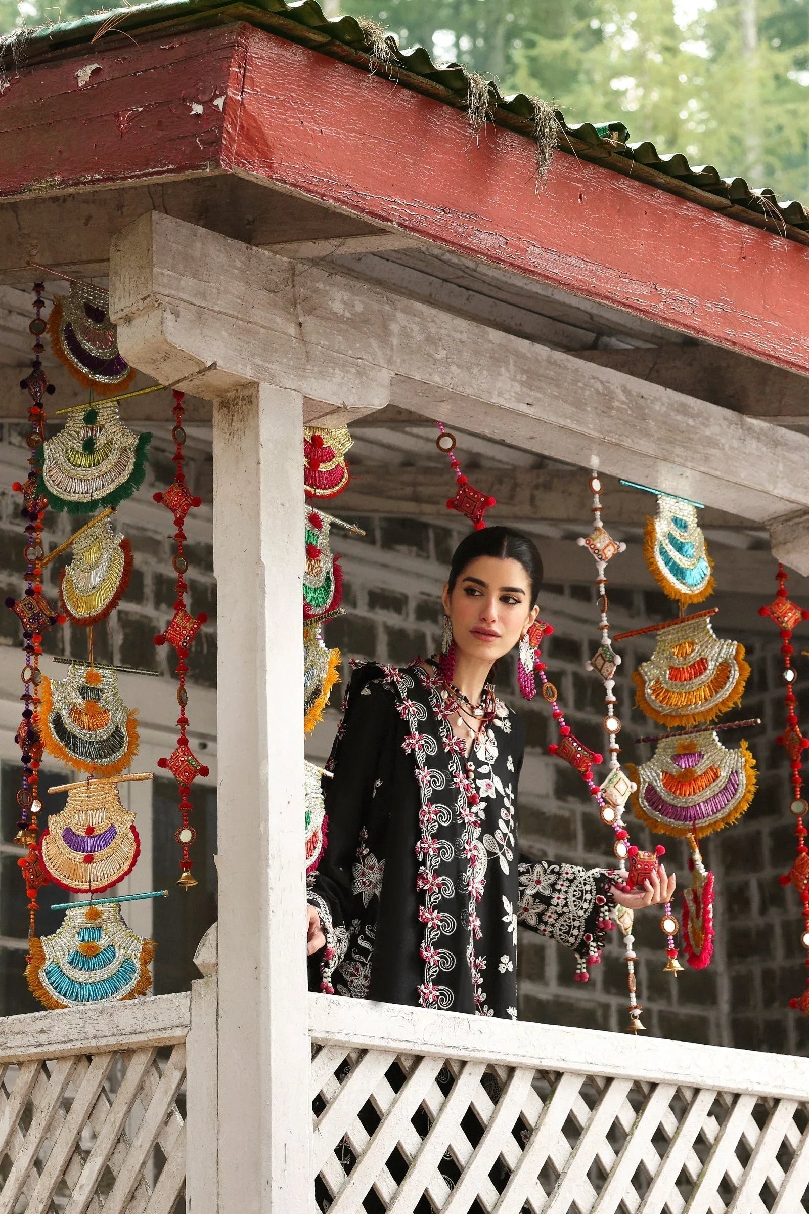 Zaha | Lawn 25 | AABROO (ZL25-05 B) - Aqsa Fabrics