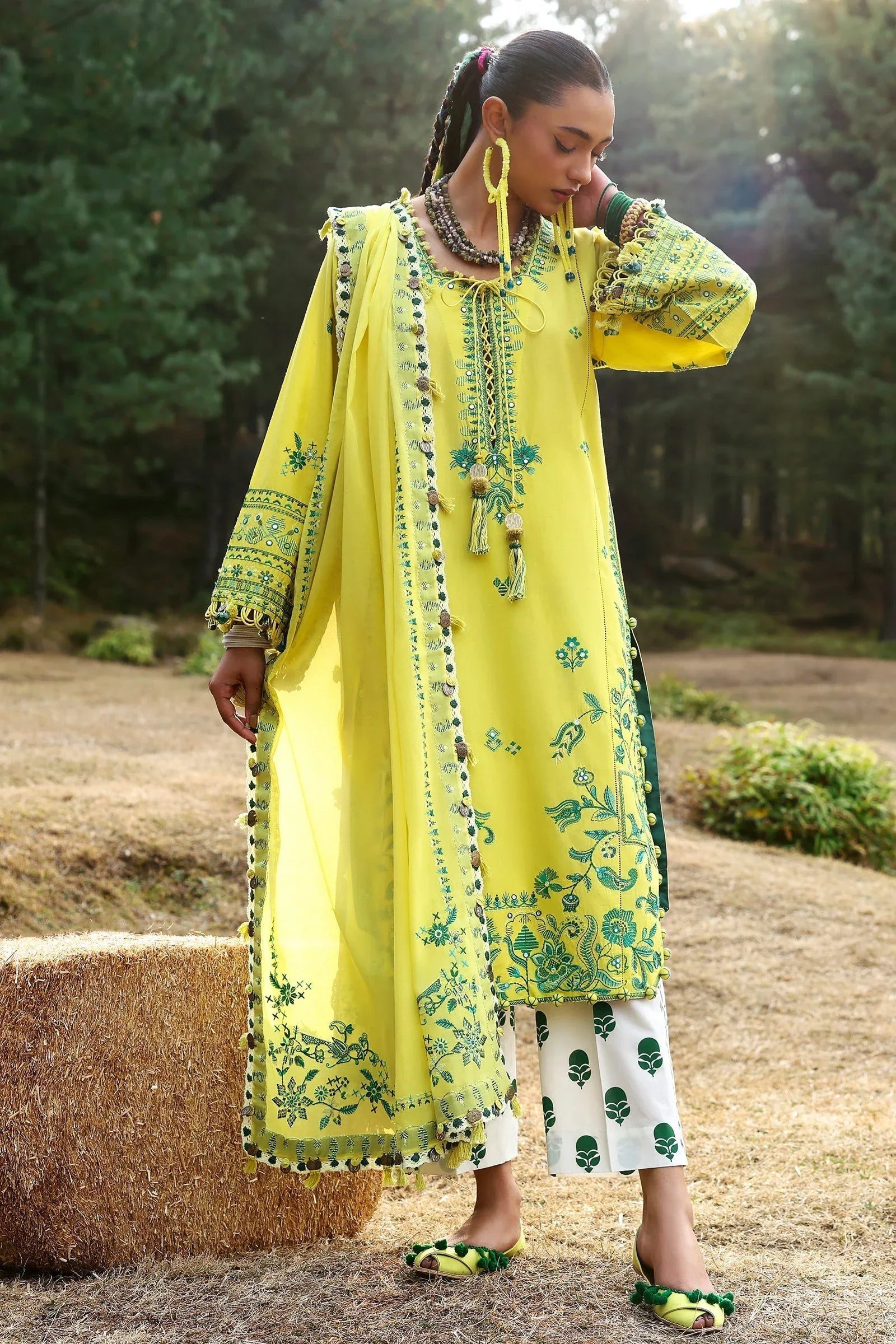Zaha | Lawn 25 | ELAYA (ZL25-10 B) - Aqsa Fabrics