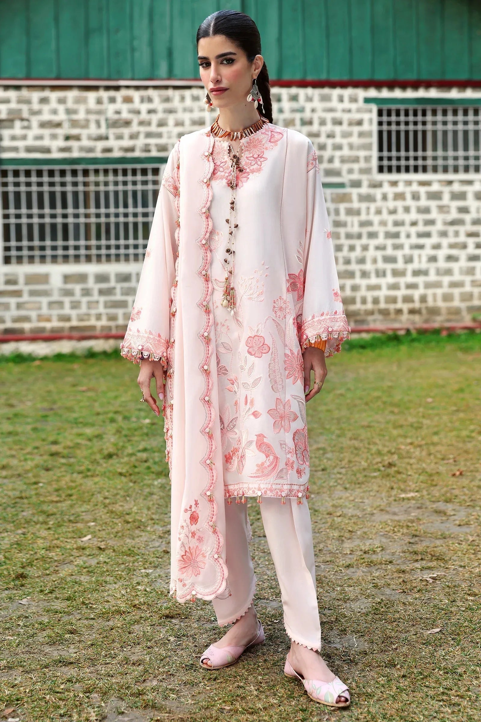 Zaha | Lawn 25 | ZANIA (ZL25-13 B) - Aqsa Fabrics