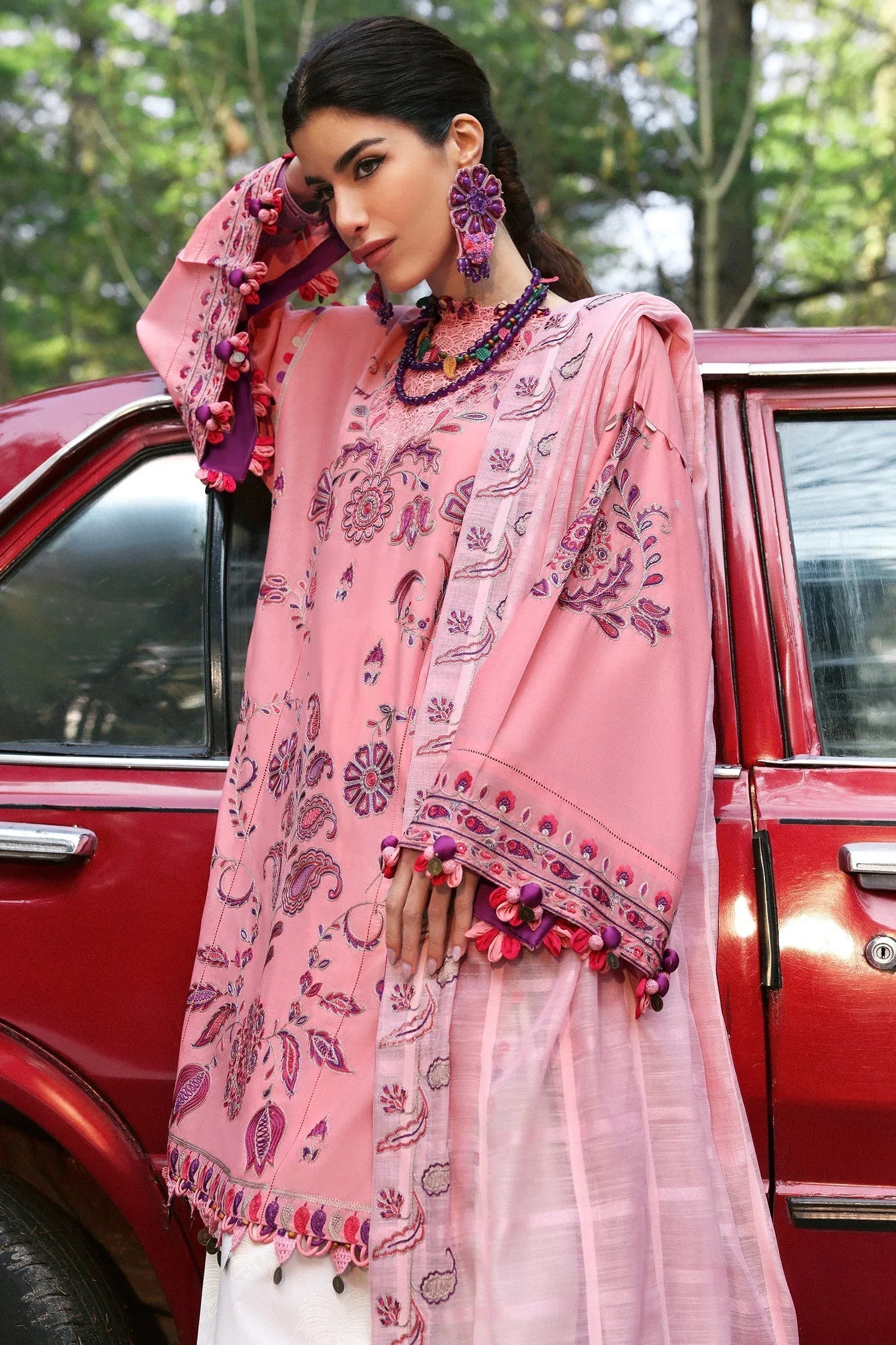 Zaha | Lawn 25 | ZARIAH (ZL25-09 B) - Aqsa Fabrics