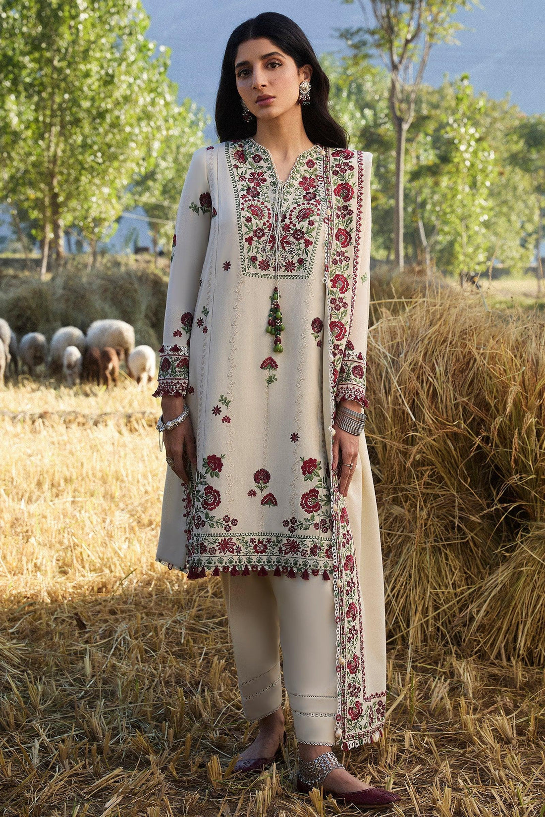 Zaha | Winter 2024 |  AABROO (ZW24-07) - Aqsa Fabrics