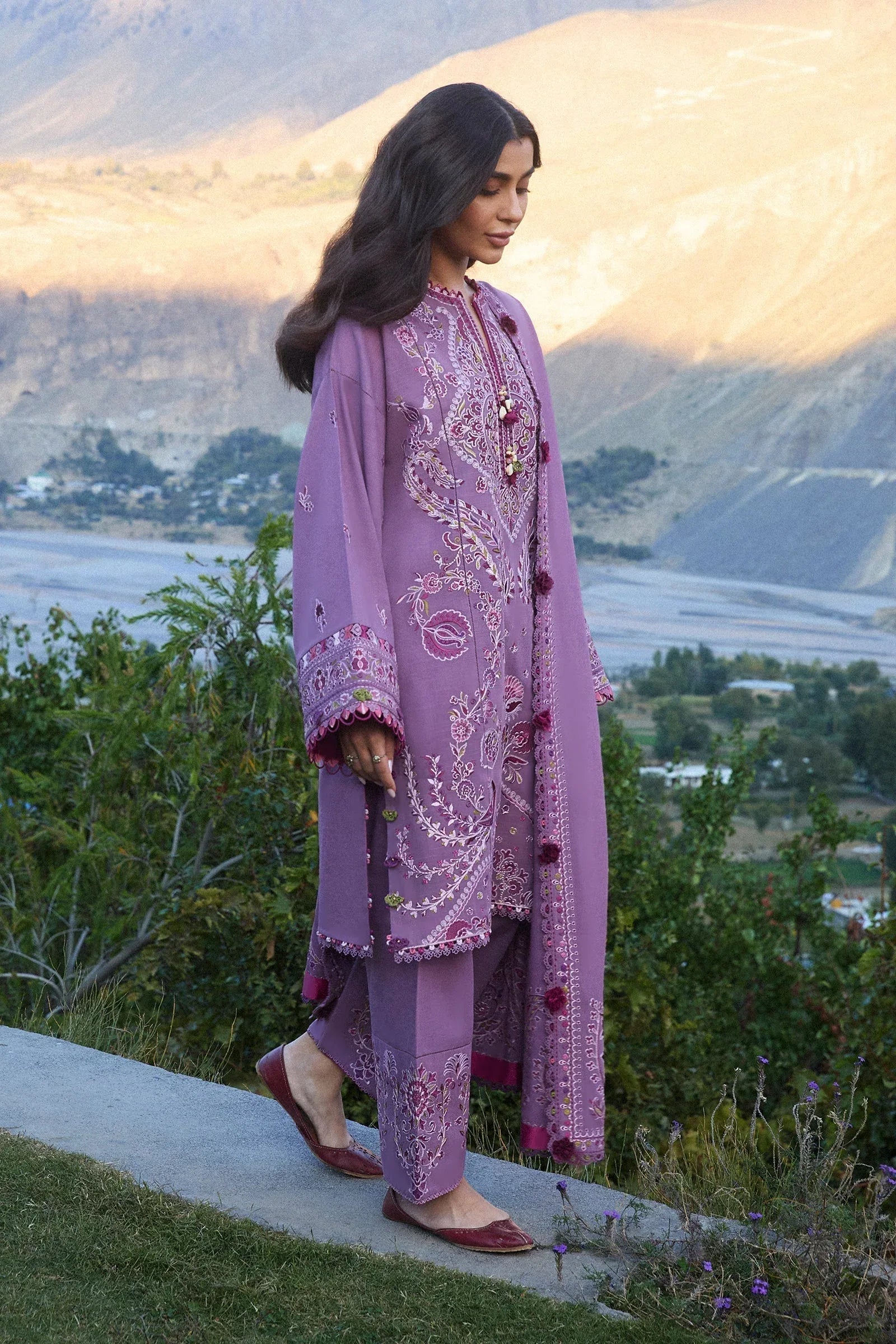 Zaha | Winter 2024 |  GULRANG (ZW24-13) - Aqsa Fabrics