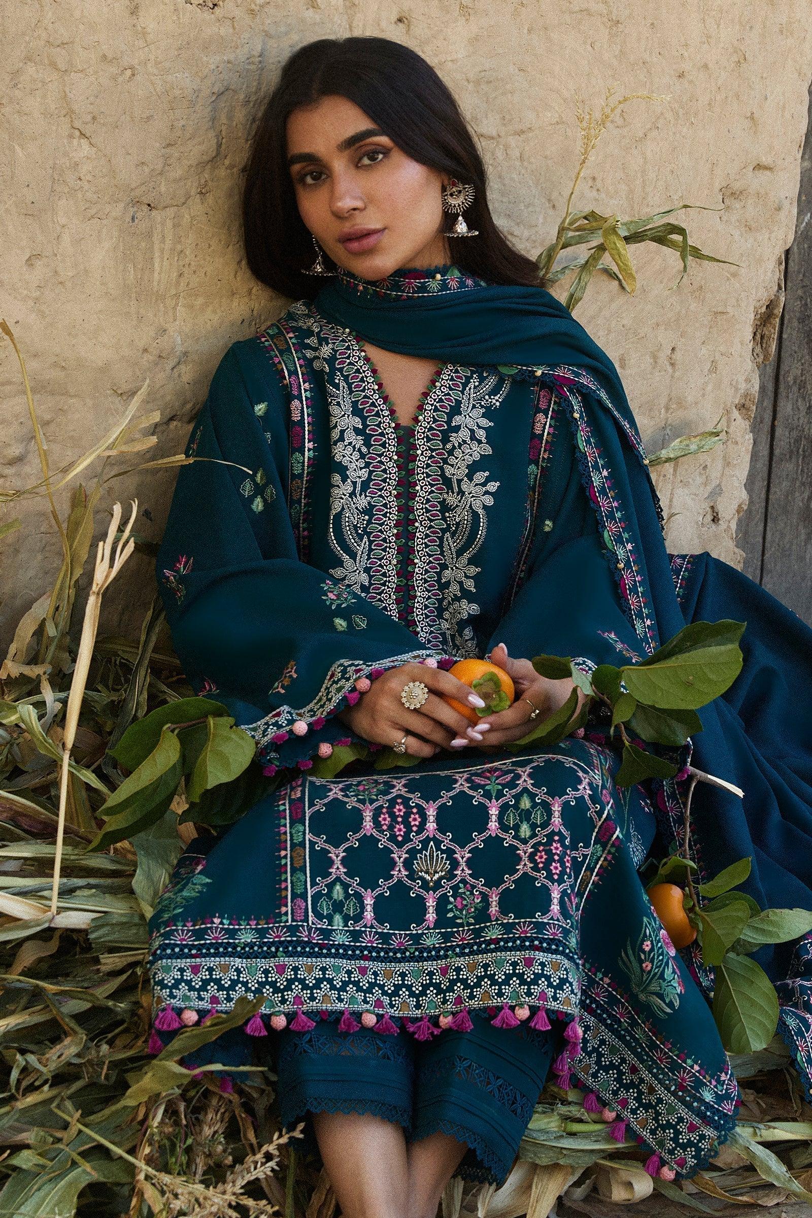 Zaha | Winter 2024 |  ZUMAR (ZW24-05) - Aqsa Fabrics