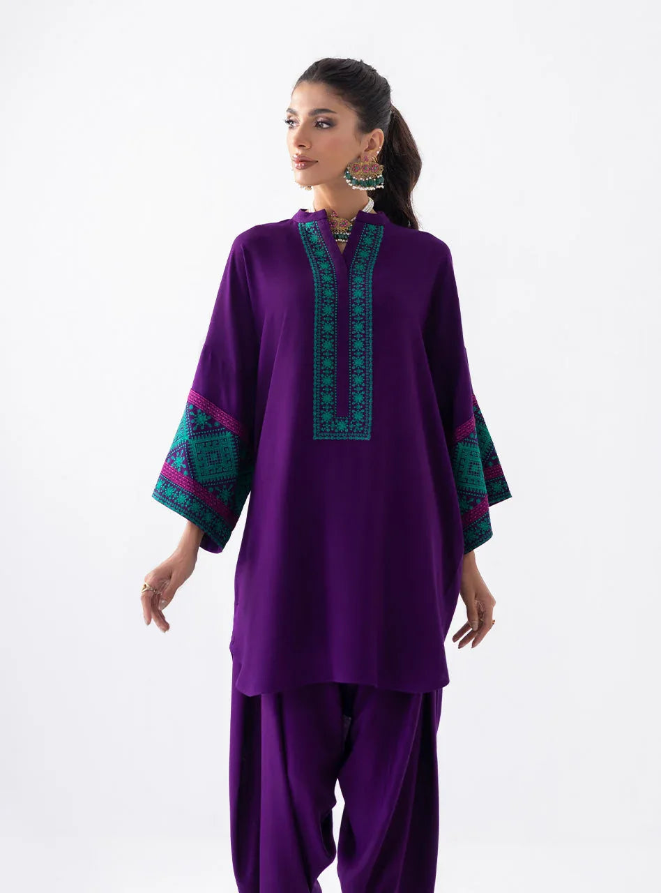 Zainab Chottani | Aara Casual Pret |  Blushing Plum - Aqsa Fabrics