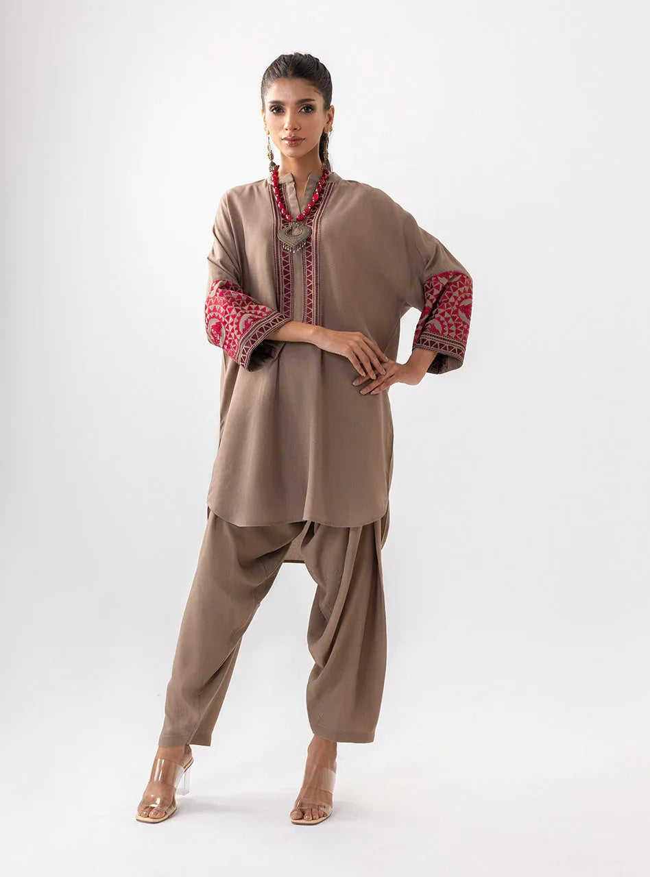 Zainab Chottani | Aara Casual Pret |  Sandy Beige - Aqsa Fabrics