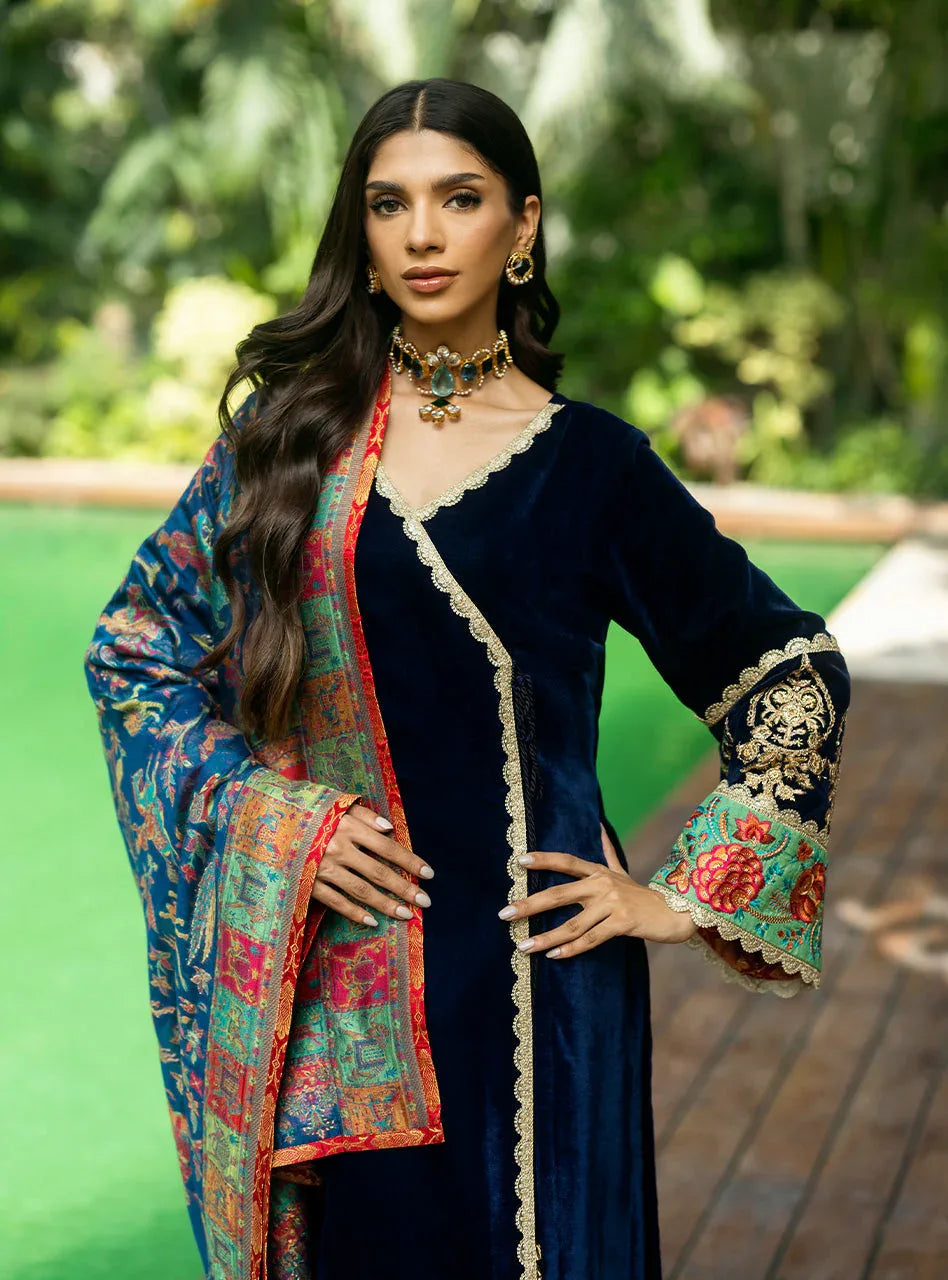 Zainab Chottani | Makhmal Luxe Pret | Farrin - Aqsa Fabrics