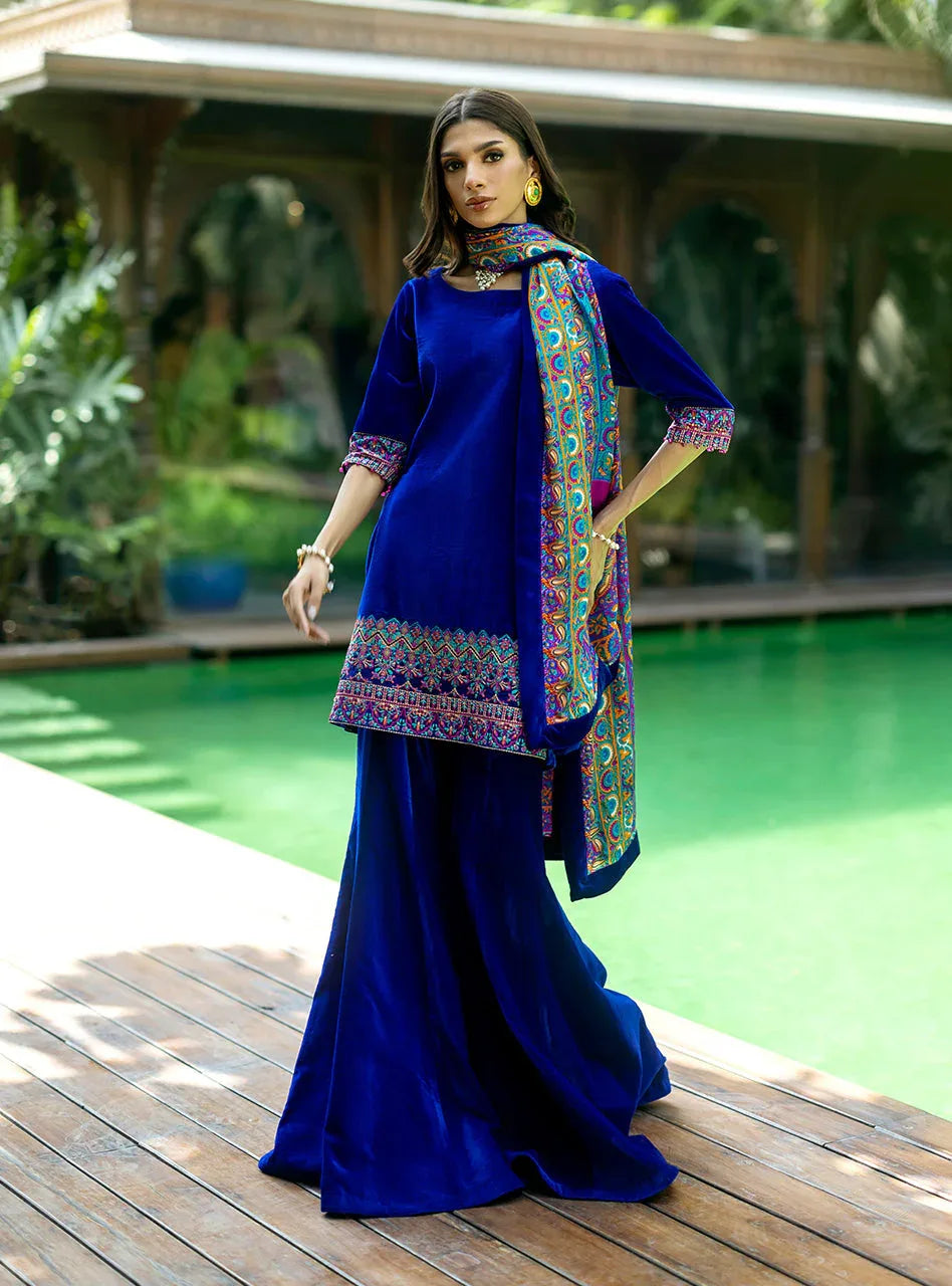 Zainab Chottani | Makhmal Luxe Pret | Marjan - Aqsa Fabrics
