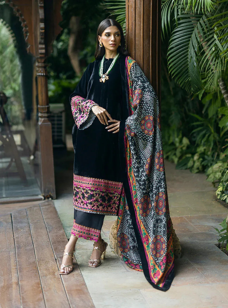 Zainab Chottani | Makhmal Luxe Pret | Ghazaleh - Aqsa Fabrics