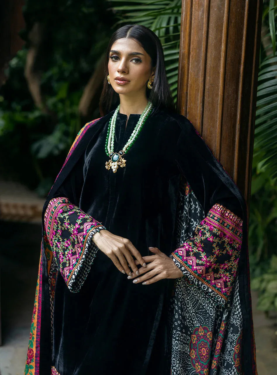 Zainab Chottani | Makhmal Luxe Pret | Ghazaleh - Aqsa Fabrics