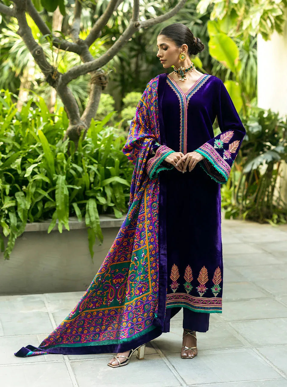 Zainab Chottani | Makhmal Luxe Pret | Rangin - Aqsa Fabrics