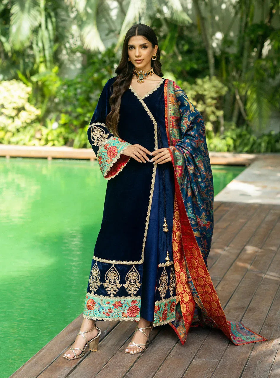 Zainab Chottani | Makhmal Luxe Pret | Farrin - Aqsa Fabrics