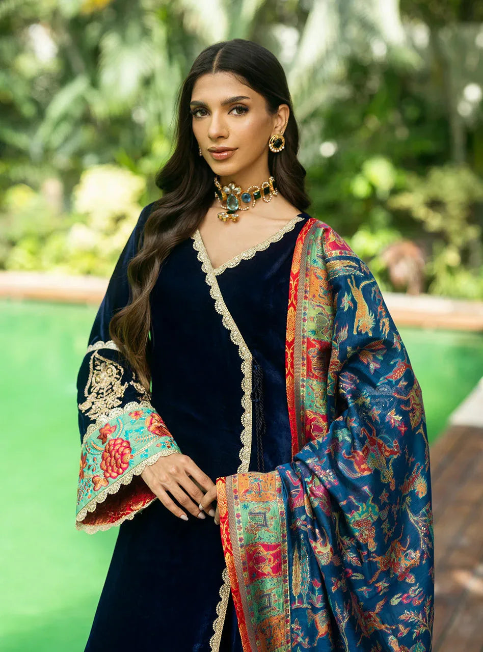 Zainab Chottani | Makhmal Luxe Pret | Farrin - Aqsa Fabrics
