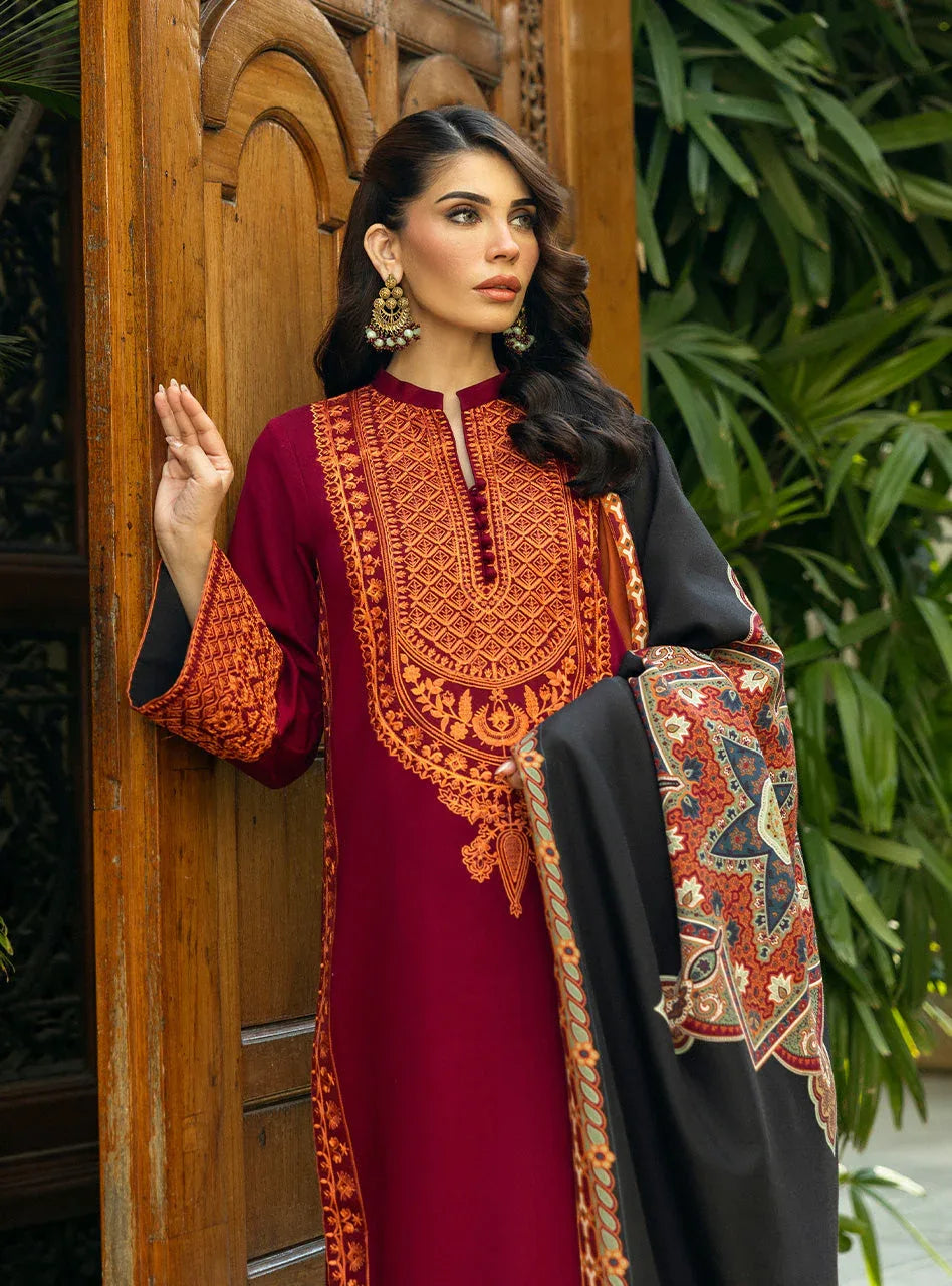 Zainab Chottani | Winter Shawls 24 |  Sila - Aqsa Fabrics