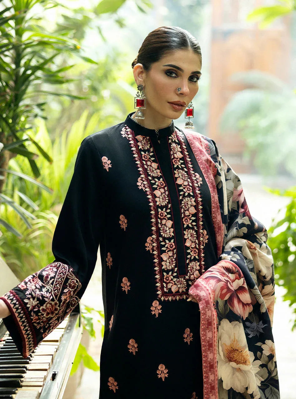 Zainab Chottani | Winter Shawls 24 |  Alaya - Aqsa Fabrics