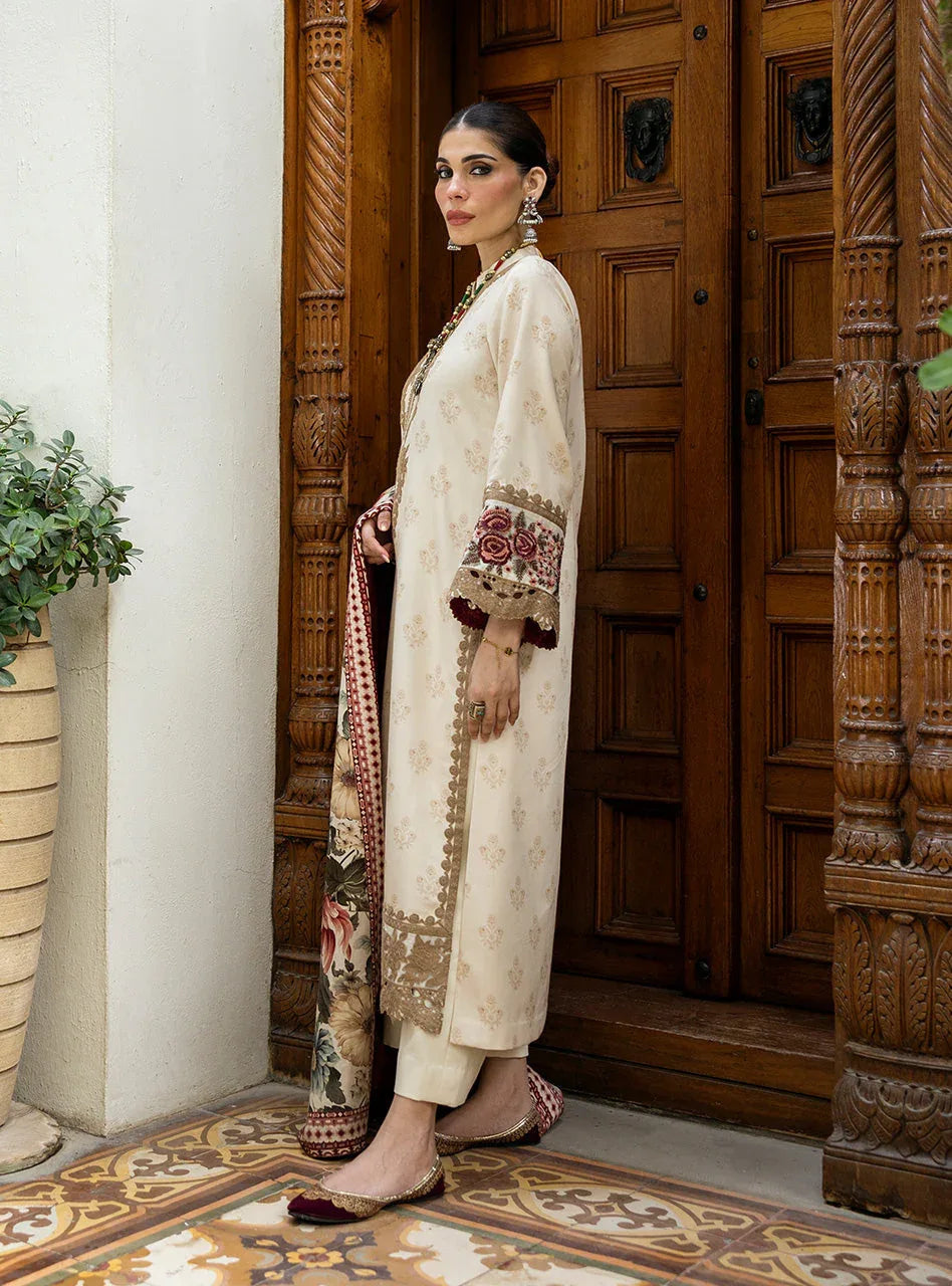 Zainab Chottani | Winter Shawls 24 |  Shyna - Aqsa Fabrics
