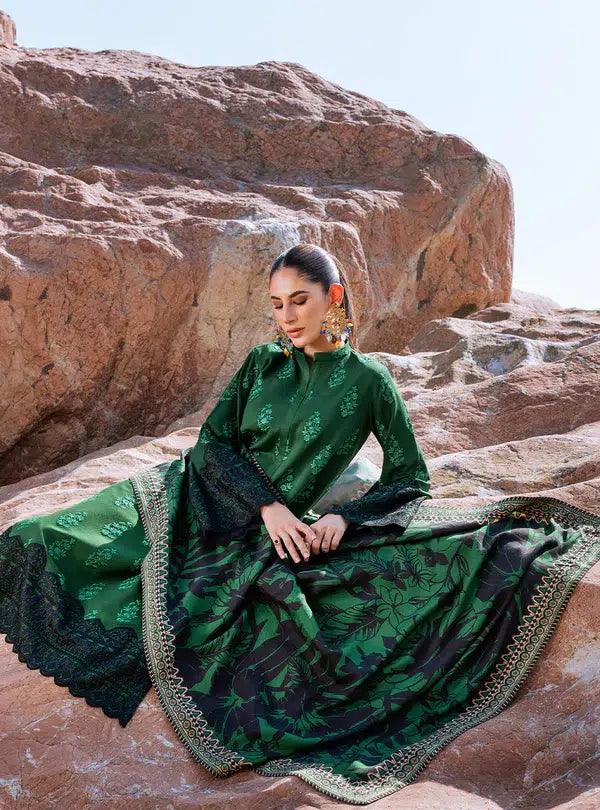 Zainab Chottani | Winter Shawls | Elif - Aqsa Fabrics