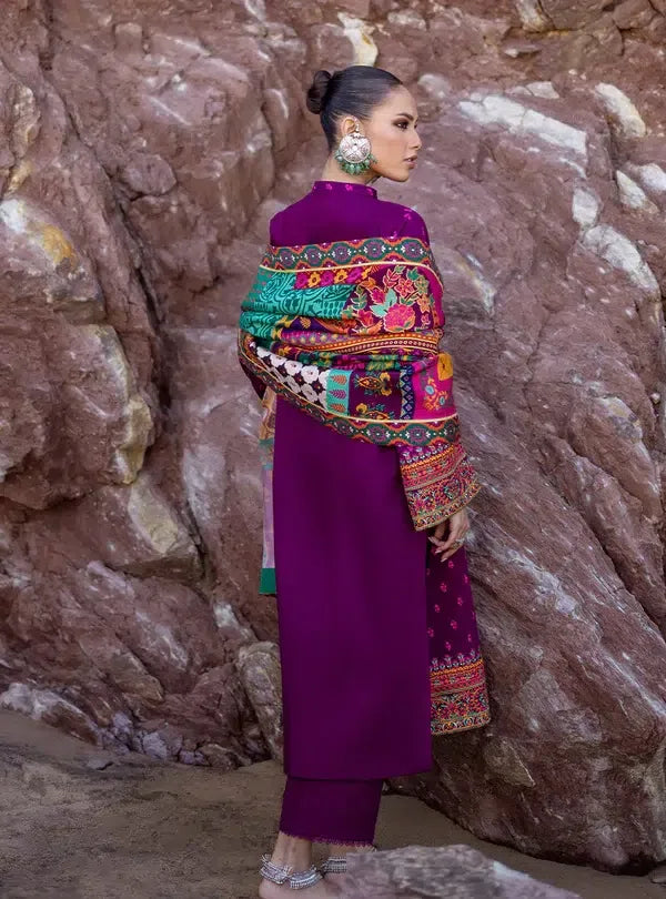 Zainab Chottani | Winter Shawls | Gul - Aqsa Fabrics