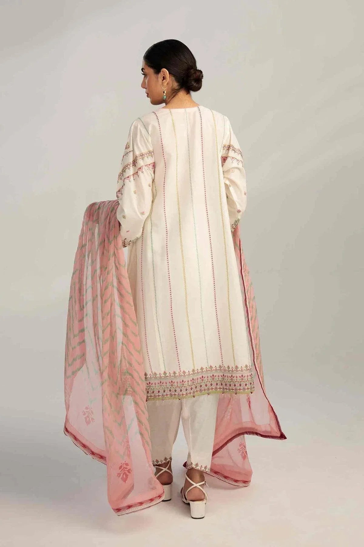Zara Shahjahan - COCO LAWN SS '23 - Z23-4B - TC-334 - Aqsa Fabrics