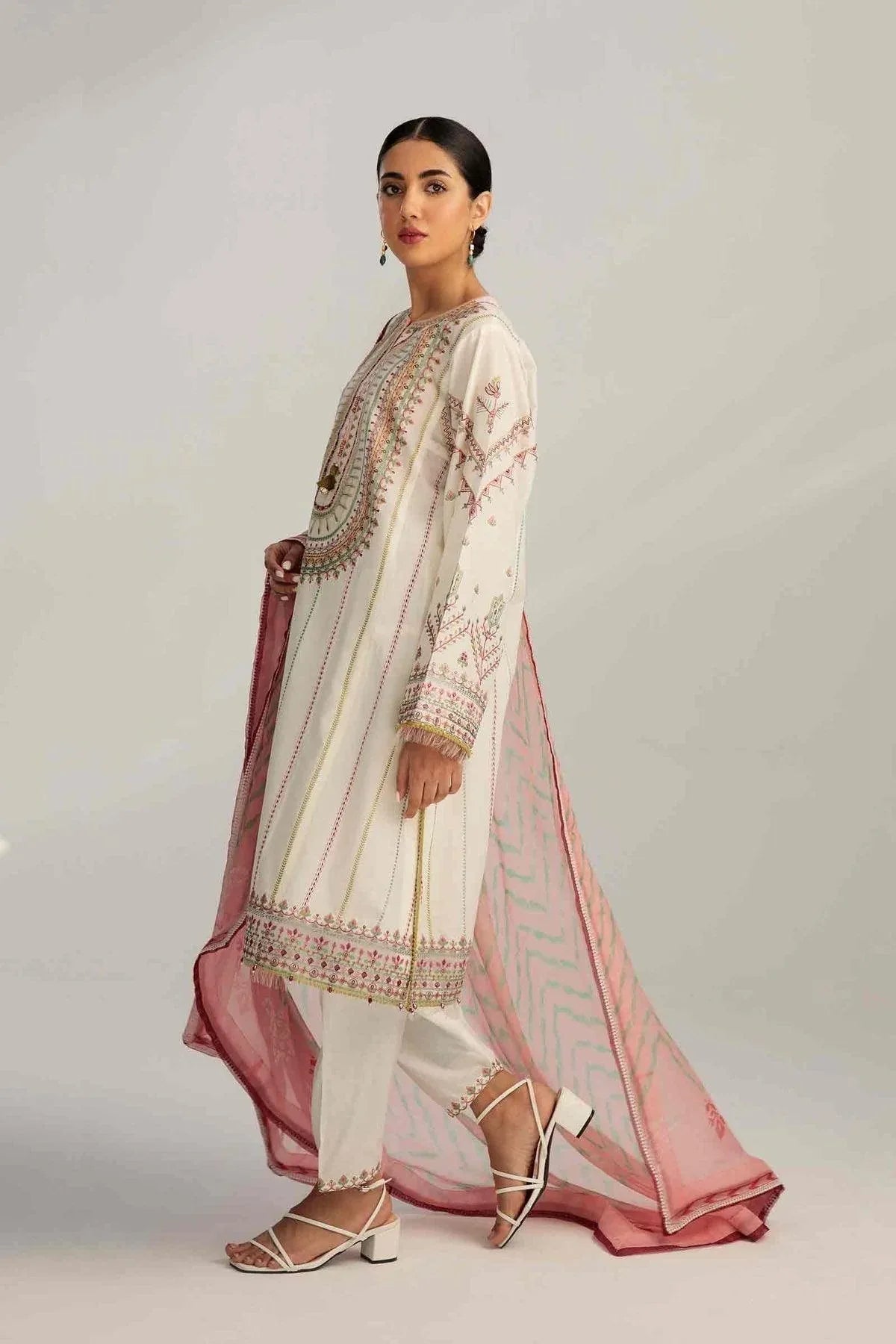 Zara Shahjahan - COCO LAWN SS '23 - Z23-4B - TC-334 - Aqsa Fabrics