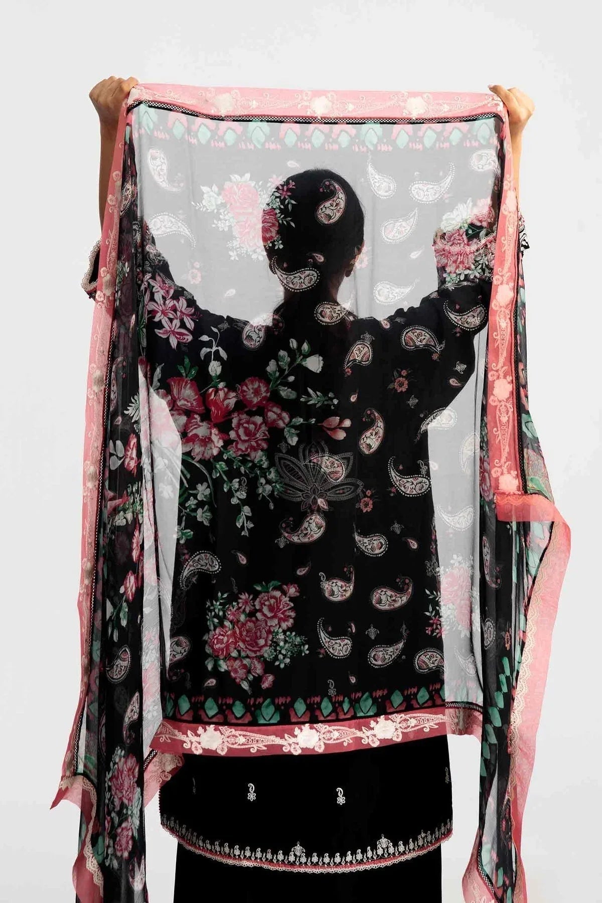 Zara Shahjahan - COCO LAWN SS '23 - Z23-9B - TC-365 - Aqsa Fabrics