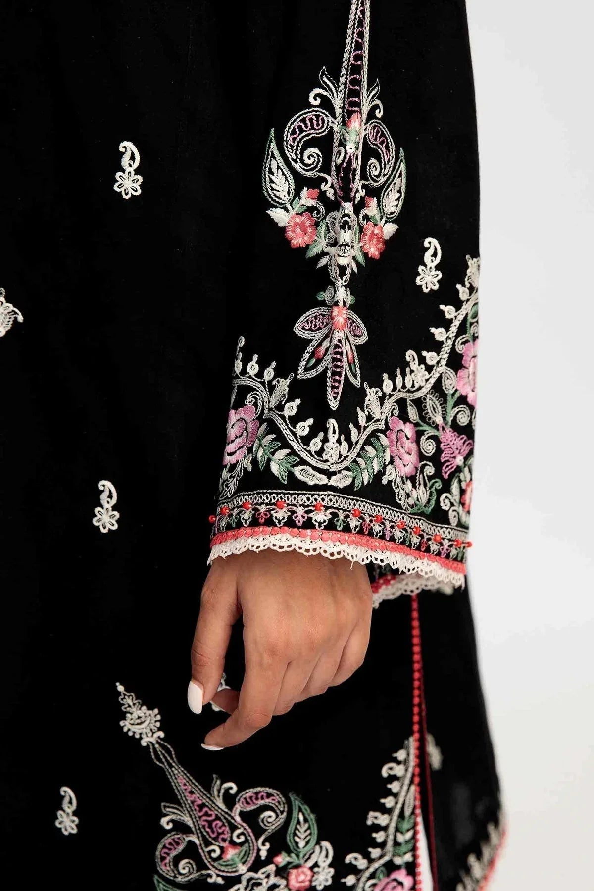 Zara Shahjahan - COCO LAWN SS '23 - Z23-9B - TC-365 - Aqsa Fabrics