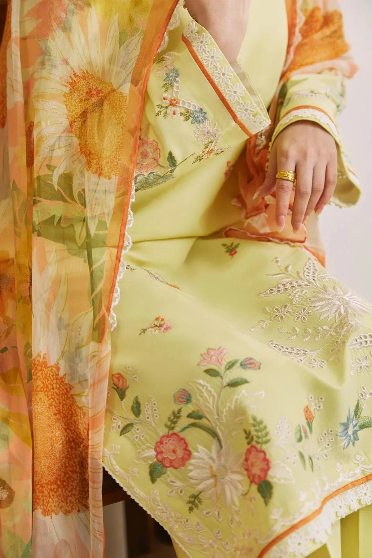 Zara Shahjahan | Coco Lawn 24 | MAHAY-4B - Aqsa Fabrics