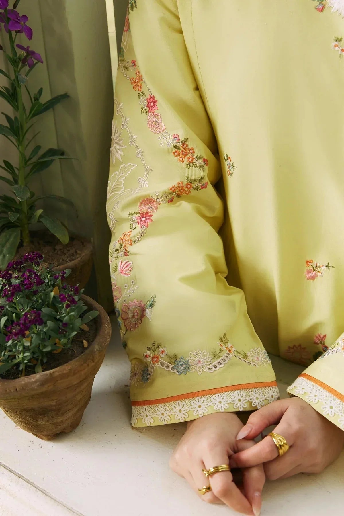 Zara Shahjahan | Coco Lawn 24 | MAHAY-4B - Aqsa Fabrics