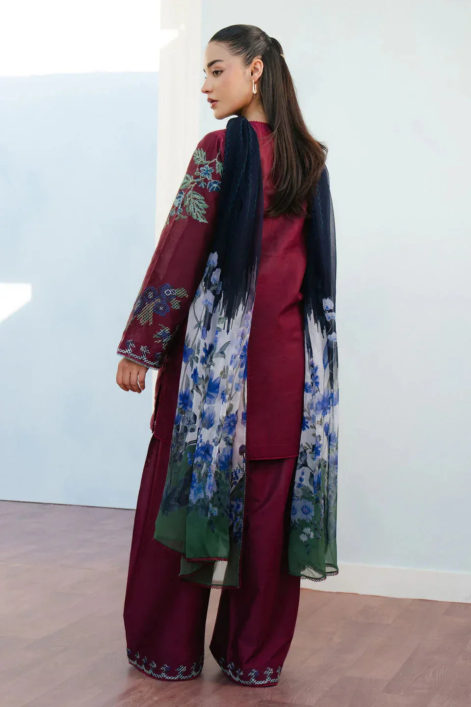 Zara Shahjahan | Coco Lawn 25 | FREYA-4B - Aqsa Fabrics